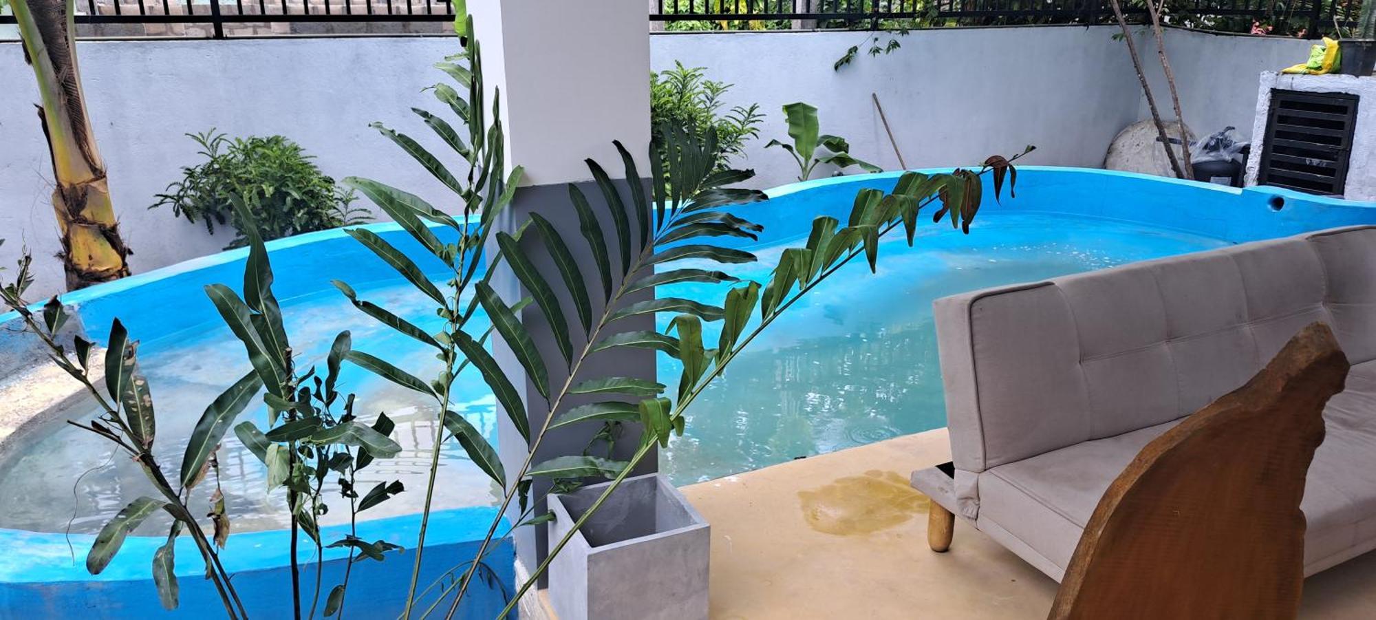Cactus Surf Hotell Ahangama Exteriör bild